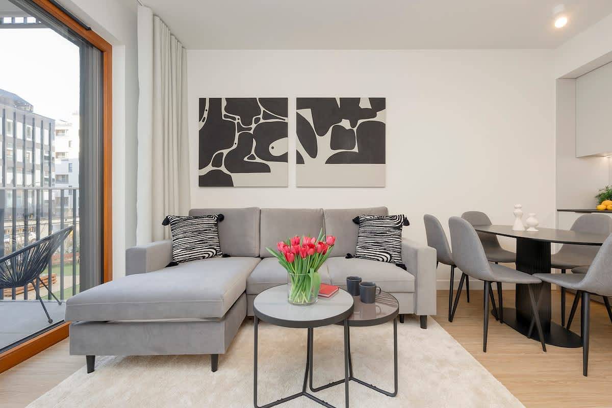 Cały apartament, Spacious Apartment with 3 Bedrooms | Parking in Garage in Mokotów, Warszawa