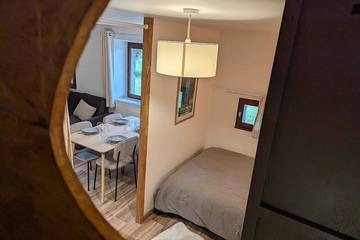Gîte pour 3 personnes, avec terrasse ainsi que jacuzzi et jardin à Saint-Pierre-d'Entremont