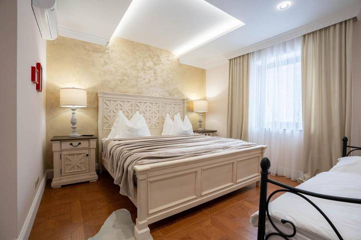 Hôtel pour 2 personnes, avec vue et terrasse, animaux acceptés à Prievidza - 4