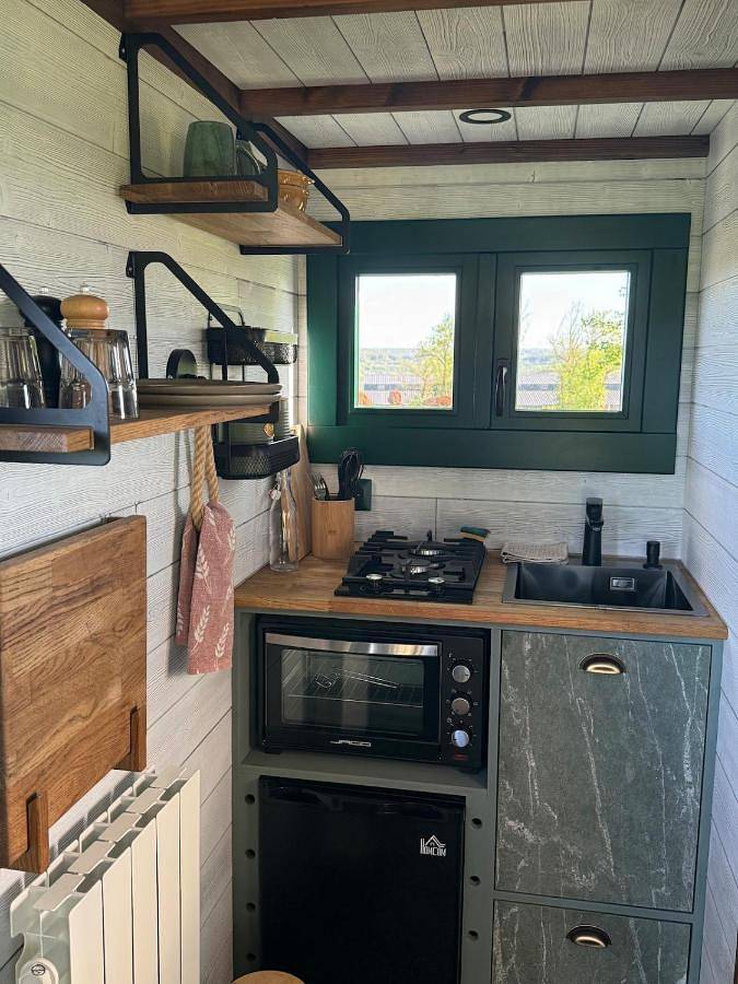 Location de vacances pour 2 personnes, avec vue et terrasse, animaux acceptés à Capdenac - 2