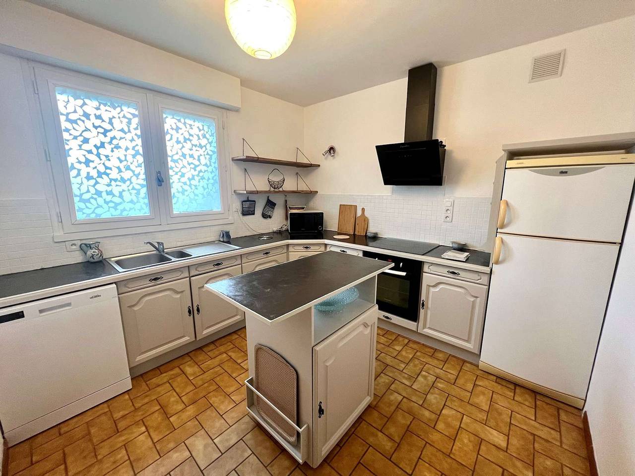 Maison Port-Louis 4 chambres, accès plage, Wifi, animaux admis in Port-Louis, Côte des Mégalithes