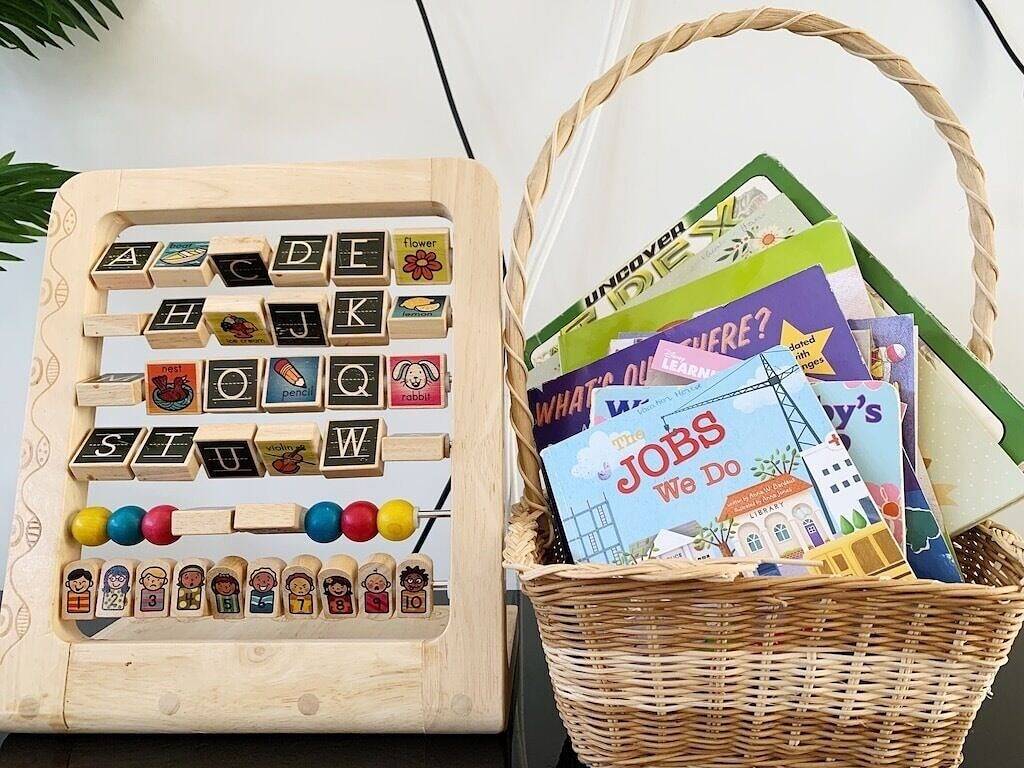 New House 4Be/2Ba, cute Pool/Spa with slide Near Beach, Disneyland For 12! in Westminster, Orange County