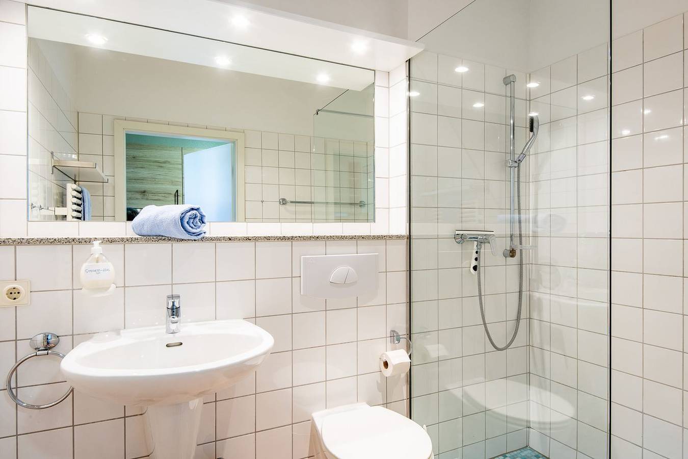 Ganze Wohnung, Steger‑Hüs Wohnung 18 – 3-Zimmer-Apartment im 1. Og mit Fahrstuhl in Rantum, Sylt (Gemeinde)