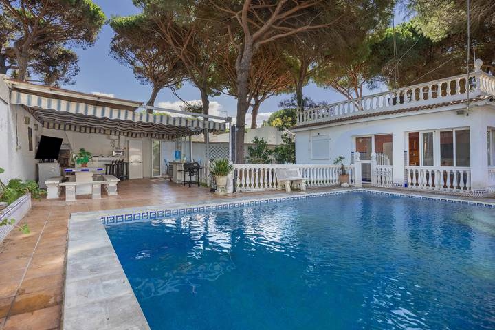 Ganzes Studio, Studio 'Casa Tranquila Al Lado De La Playa' mit Bergblick, Wi-Fi und Klimaanlage in Playa La Barrosa, Chiclana de la Frontera