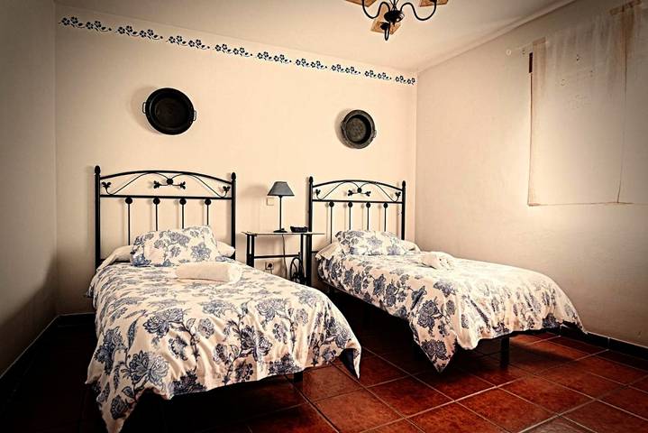 Casa rural para 11 personas, con jardín y vistas en Serranía de Guadalajara - 3