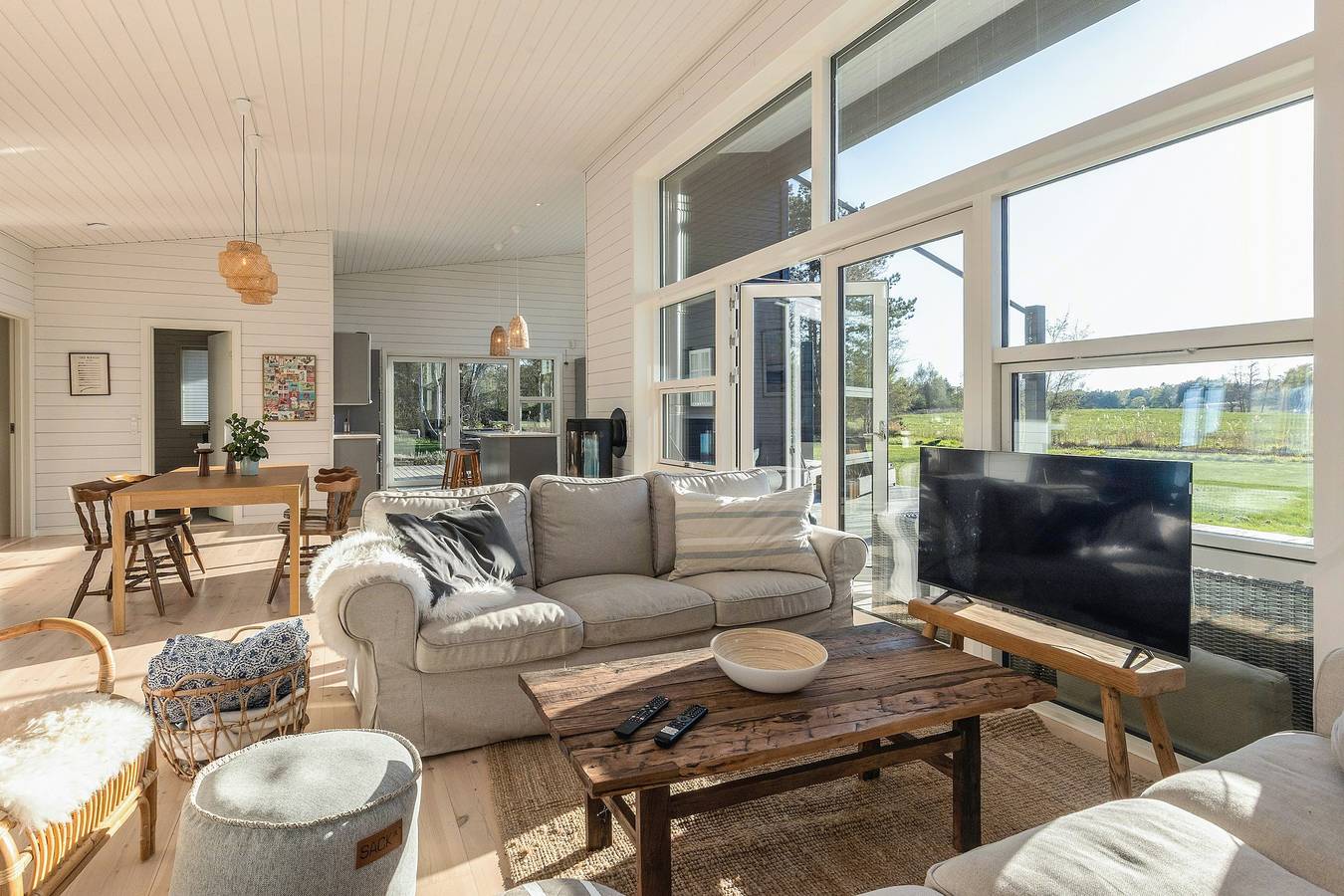 Modernes Ferienhaus mit eigenem Wald in Vejby in Vejby, Kattegat Küste