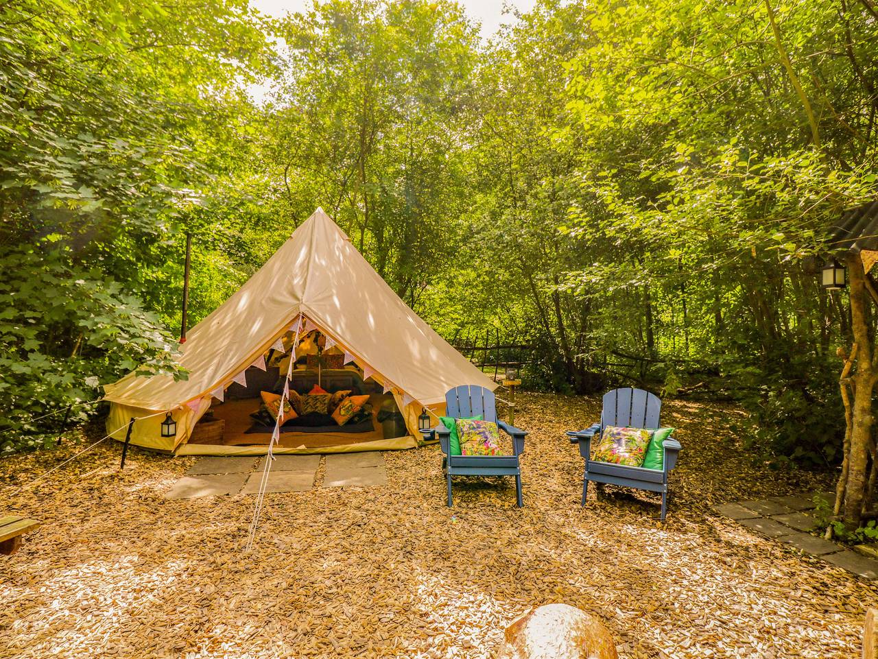 Jungle Bell Tent in Hampshire