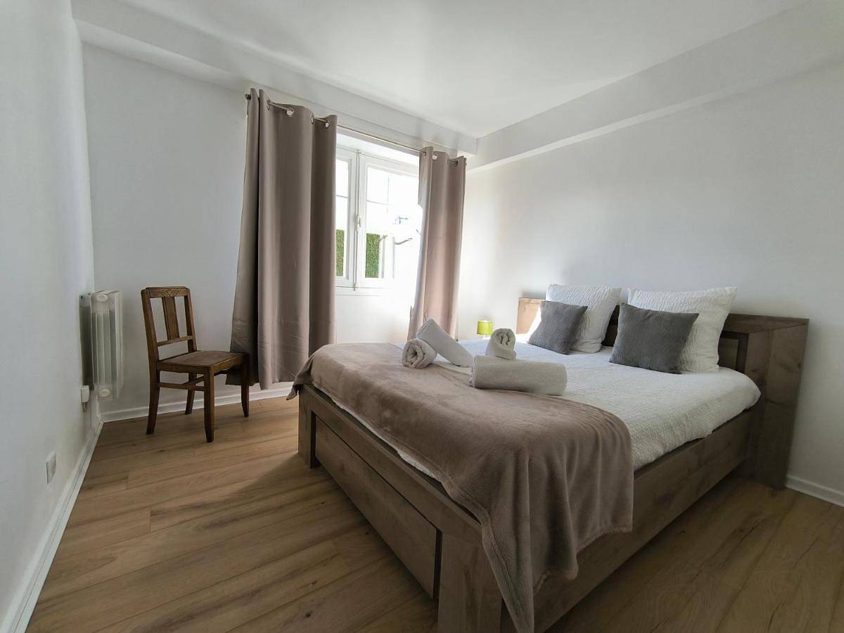 Villa 15 pers - Jardin Arbore - Calme - Parking in Pau, Béarn