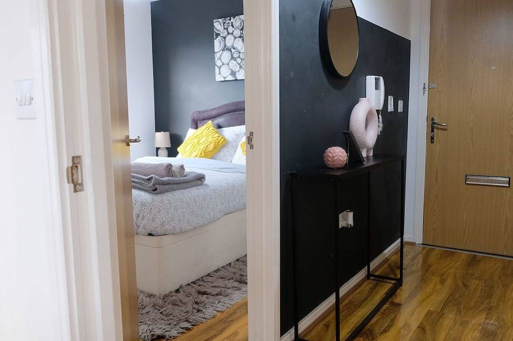 Entire apartment, 1-Schlafzimmer-Wohnung, 3 Gäste mit Parkplatz und Wi-Fi by Interhome in Greater Manchester