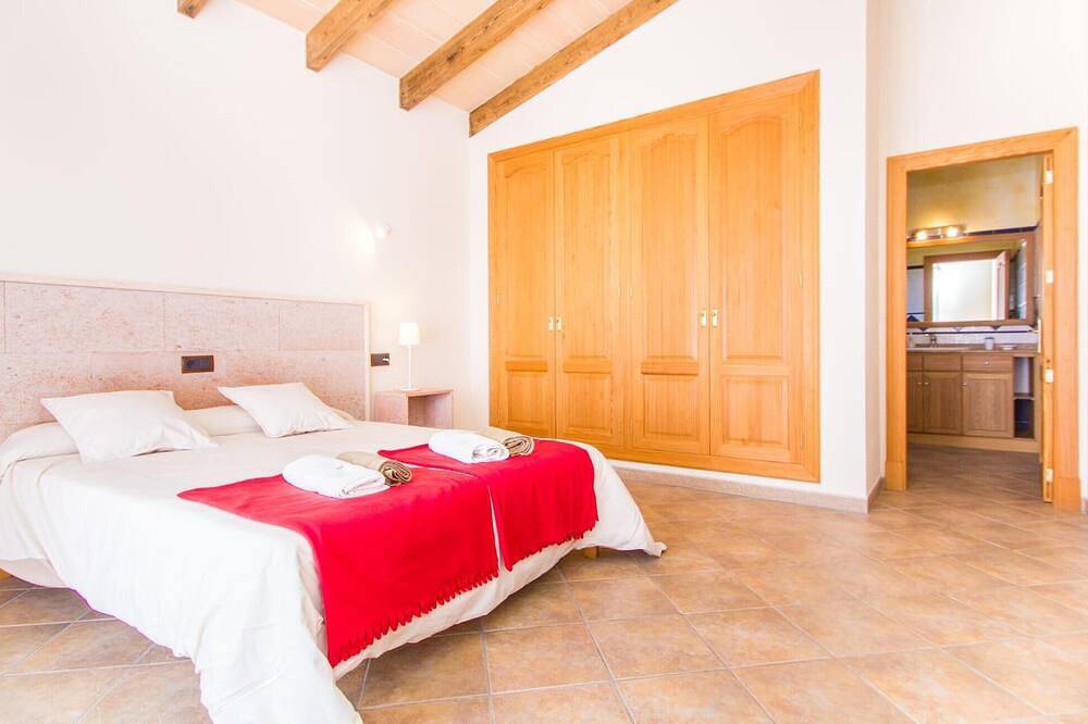 Preciosa casa en Ses Salines in Es Llombards, Santanyí