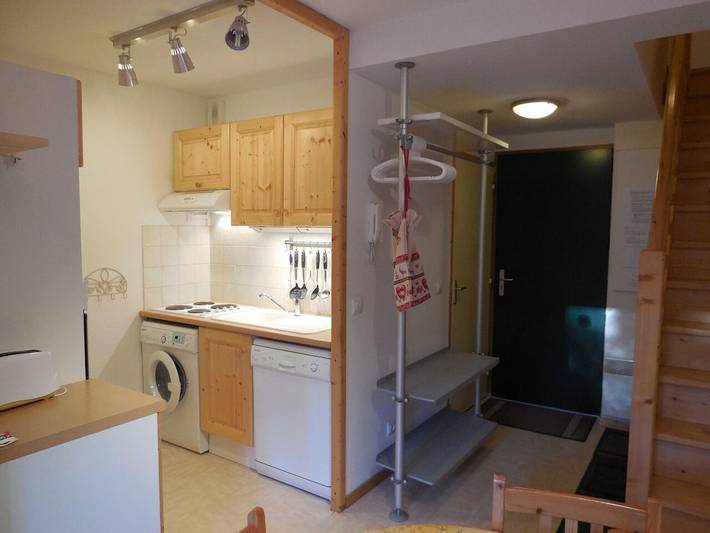 Gîte pour 6 personnes, avec terrasse dans La Joue du Loup - 4