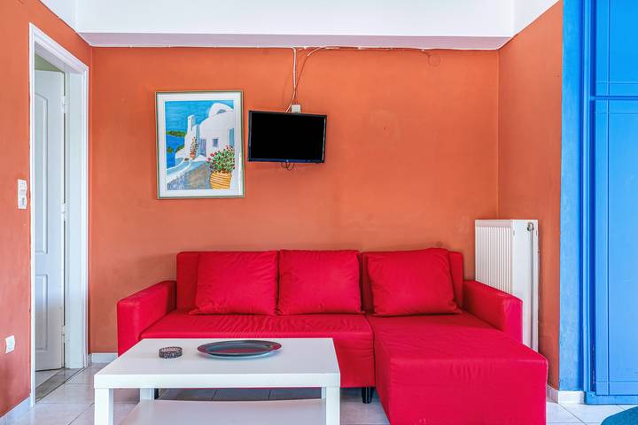 Gîte pour 4 personnes, avec balcon ainsi que jardin et bassin pour enfant dans Vathy - 3