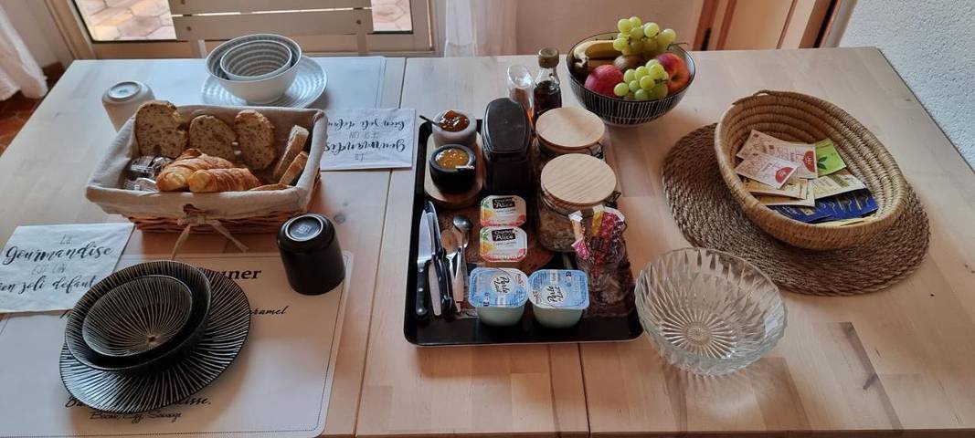 Chambre d’hôte pour 2 personnes, avec vue ainsi que jardin et piscine à Saint-Raphaël - 4