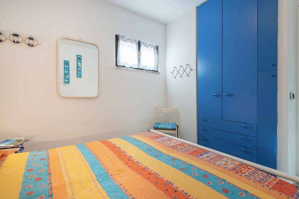 Ganze Wohnung, Ferienwohnung mit Balkon und Meerblick in Palmadula, Sassari