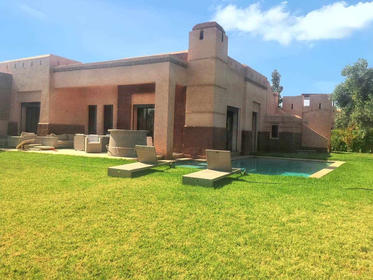 Villa élégante à Marrakech avec piscine privée. in Marrakech-Safi