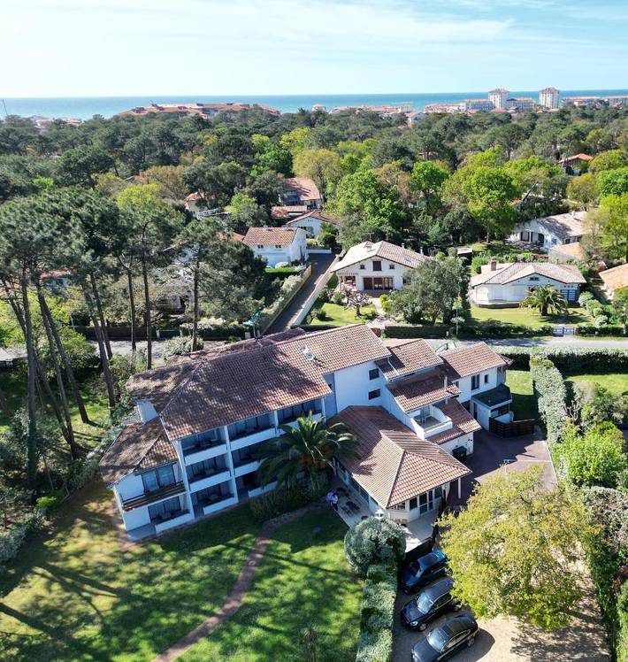 Hôtel pour 2 personnes, avec jardin ainsi que piscine et vue, animaux acceptés