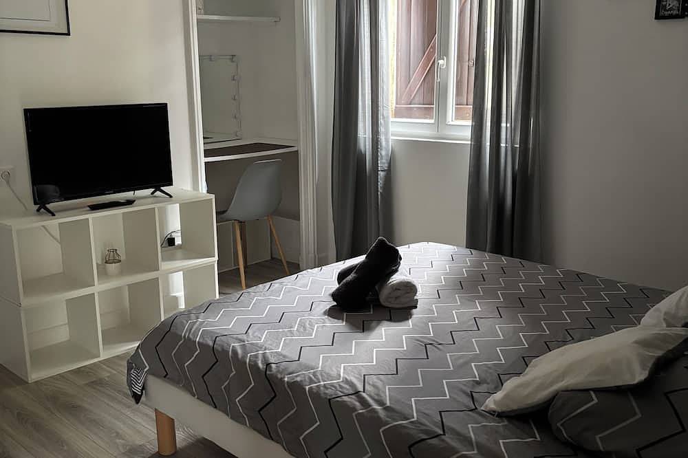 Beautiful Provencal House Where Life Is Good in Peymeinade, Cannes region