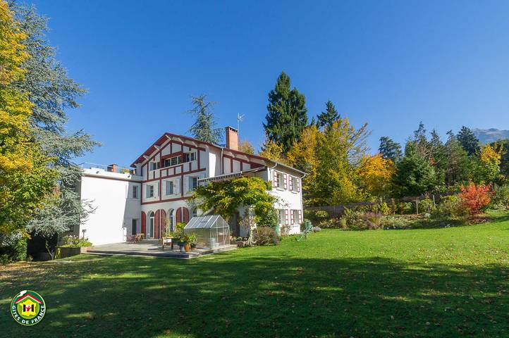 Maison de vacances pour 4 personnes, avec Terrasse ainsi que Jardin et Vue à Saint-Martin-d'Uriage