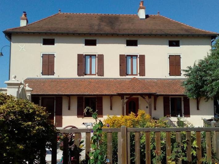 Chambre d’hôte pour 4 personnes, avec jardin et piscine