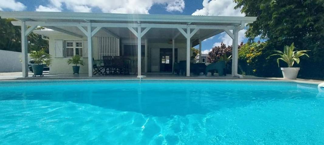 Ferienhaus für 6 Personen, mit Pool und Terrasse - 1