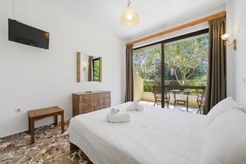 Studio voor 2 Personen in Corfu, Griekenland, Afbeelding 3