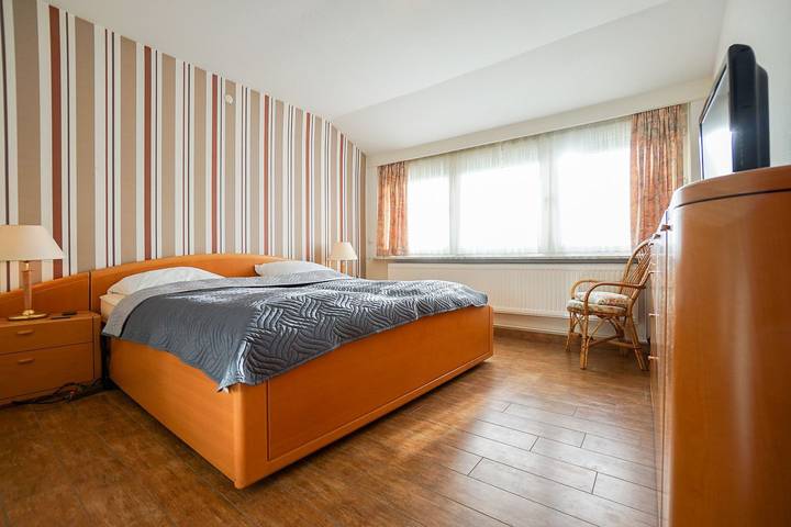Ferienhaus Deichkrone im Erlengrund mit Garten und Markise in Hundestrand Büsum, Büsum
