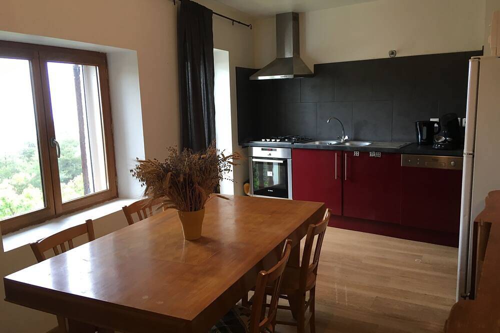Appartement entier, Gite de charme d'altitude vue panoramique in Théus, Parc national des Écrins