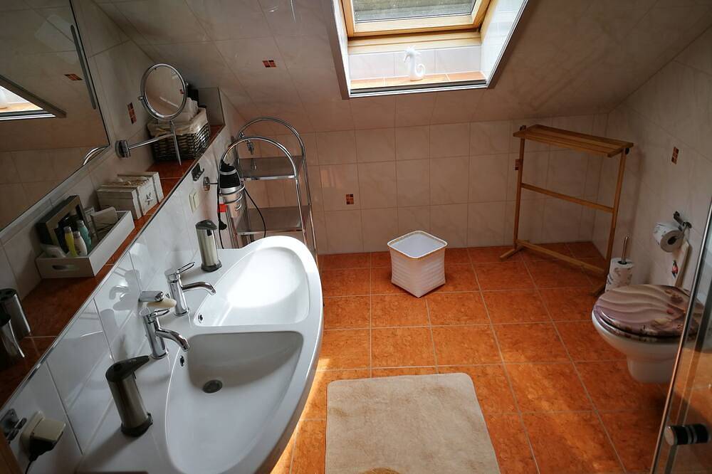 Ganze Wohnung, Doppelzimmer für 2 Gäste mit 15m² in Steenfeld in Steenfeld, Rendsburg-Eckernförde