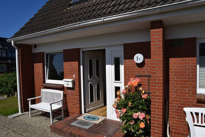 Ferienhaus "Landhaus Amelie" in Wenningstedt, Sylt