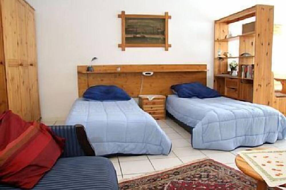 Ganze Wohnung, 1-Zi-App. 'U1' für 1 - 3 Pers., ca. 40qm, in Usingen, 25km bis Frankfurt-Nord in Usingen, Hochtaunuskreis