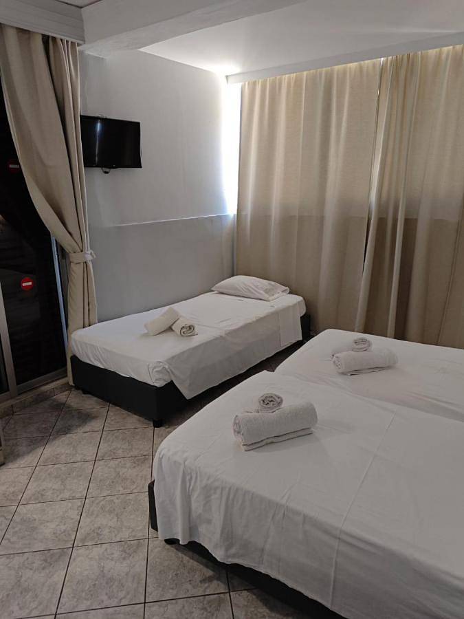 Hôtel pour 2 personnes, avec balcon et jardin dans Cos Ville - 3