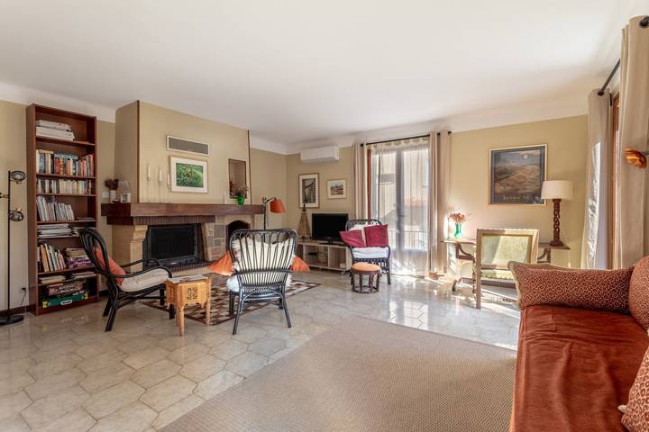 Apartamento entero, Apartamento 'Côté Jardin' con vistas, terraza y jardín a 2 minutos del centro de Céret in Céret, Costa mediterránea (Francia)