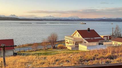 Ferienhaus für 6 Personen, mit Garten und Ausblick in Troms
