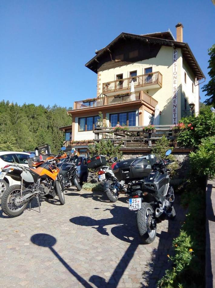 Hôtel pour 3 personnes, avec terrasse et vue, animaux acceptés dans Varena - 3