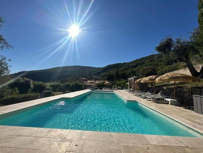 Gîte pour 7 personnes, avec vue et jardin ainsi que bassin pour enfant et piscine dans Magagnosc - 4