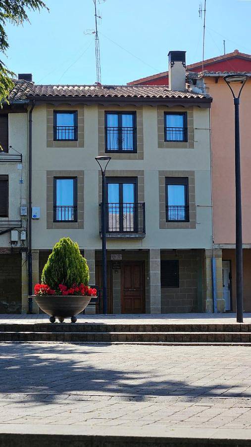 Apartamento para 4 personas, con balcón y vistas, Se admiten mascotas en Casalarreina