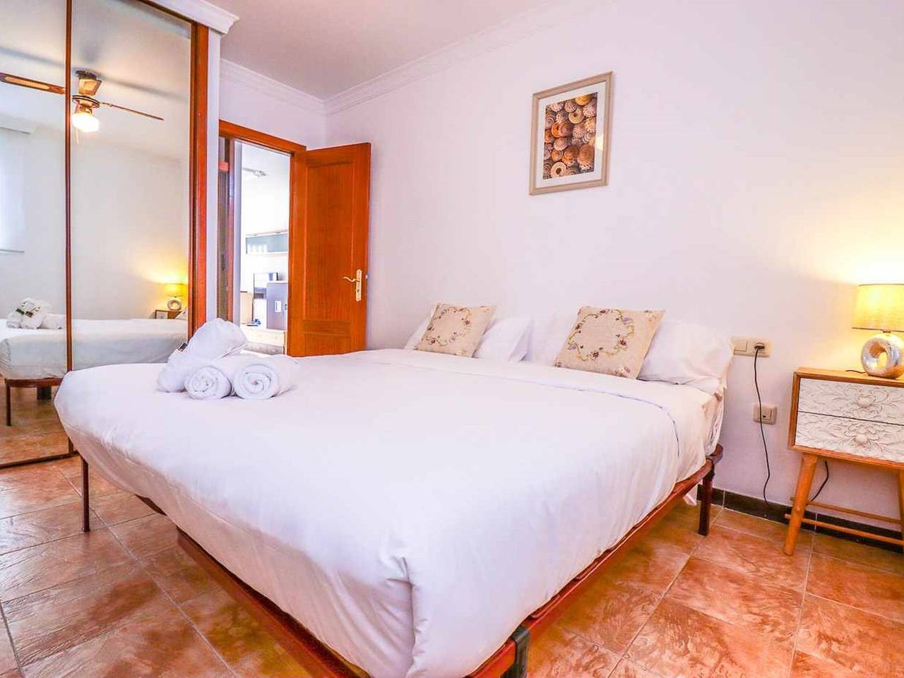 Apartamento entero, Apartamento en Playa San Juan, cerca de la playa, wifi, aparcamiento in Playa de San Juan (Guía de Isora), Guía de Isora
