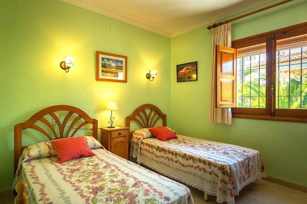 Villa Llobell - Plusholidays in Teulada (Spain), Costa Blanca