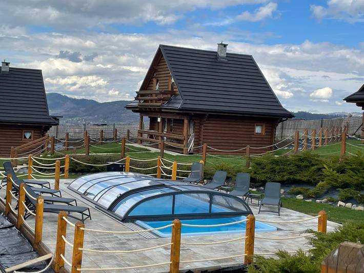 Villa für 9 Personen, mit Sauna und Garten sowie Pool und Ausblick, mit Haustier in Polen