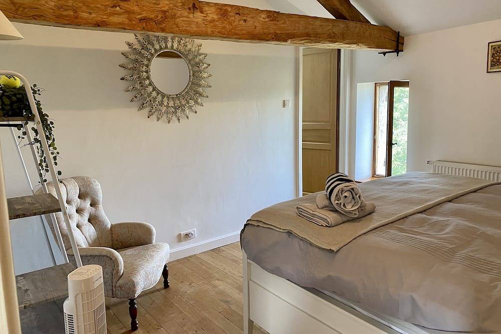 Gorgeous 5 Bed French Farmhouse in Eymet, Périgord Pourpre
