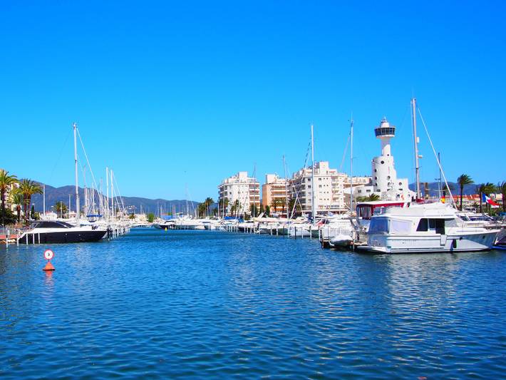 Ganze Wohnung, Club Nautic in Empuriabrava, Oberampurien