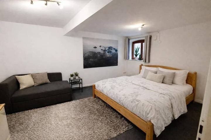 Ganze Wohnung, Zentrale Ferienwohnung am See und in Schlossnähe in Schwerin, Schweriner See