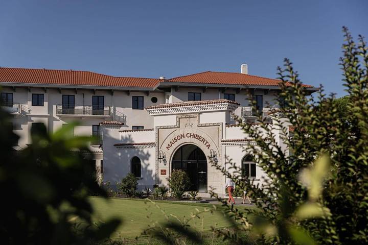 Hôtel pour 2 personnes, avec piscine ainsi que sauna et jardin, animaux acceptés