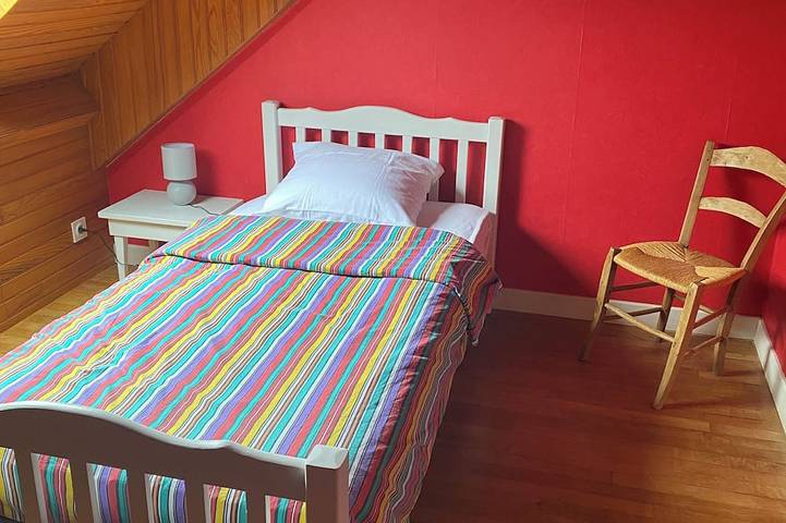 Location de vacances pour 10 personnes, avec jardin, animaux acceptés dans Saint-Angel (Puy-de-Dôme) - 4