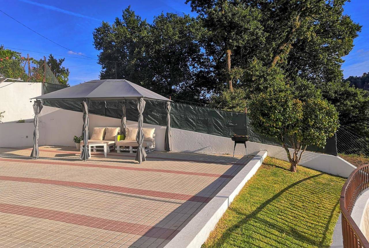 Casa de Agrelos in Ponte da Barca, Vila Nova de Muía e Paço Vedro de Magalhães, Viana do Castelo Distrikt