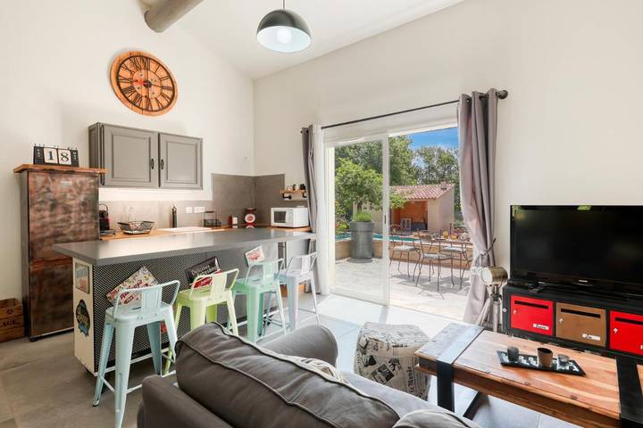 Location de vacances pour 4 personnes, avec piscine et jardin à Saint-Saturnin-lès-Apt - 4