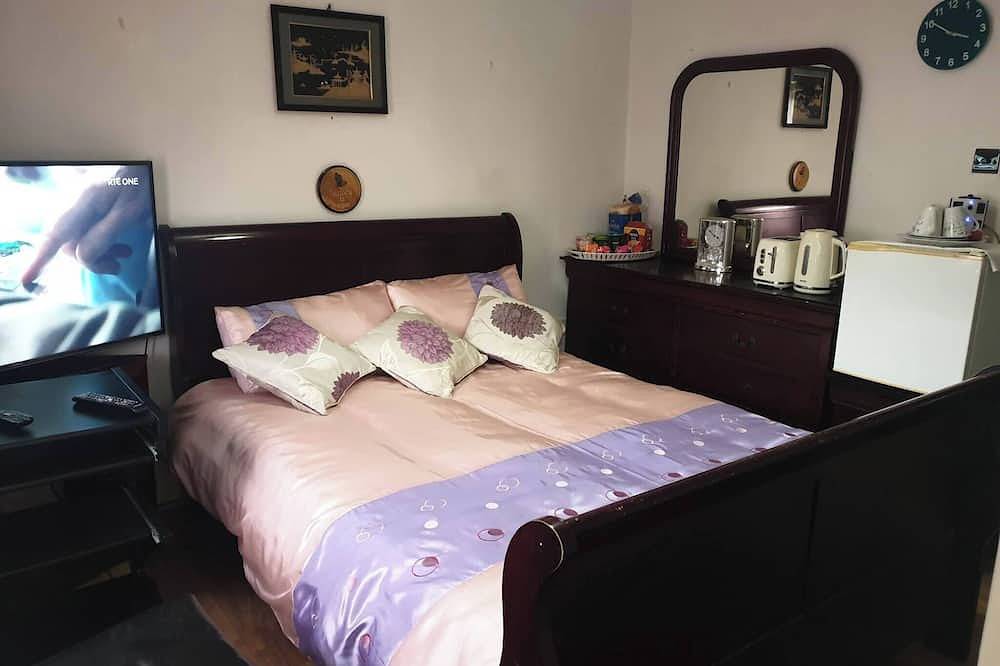 Schlafzimmer mit eigenem Bad, eigener Toilette und Dusche und unbegrenztem Wlan in South Dublin, County Dublin