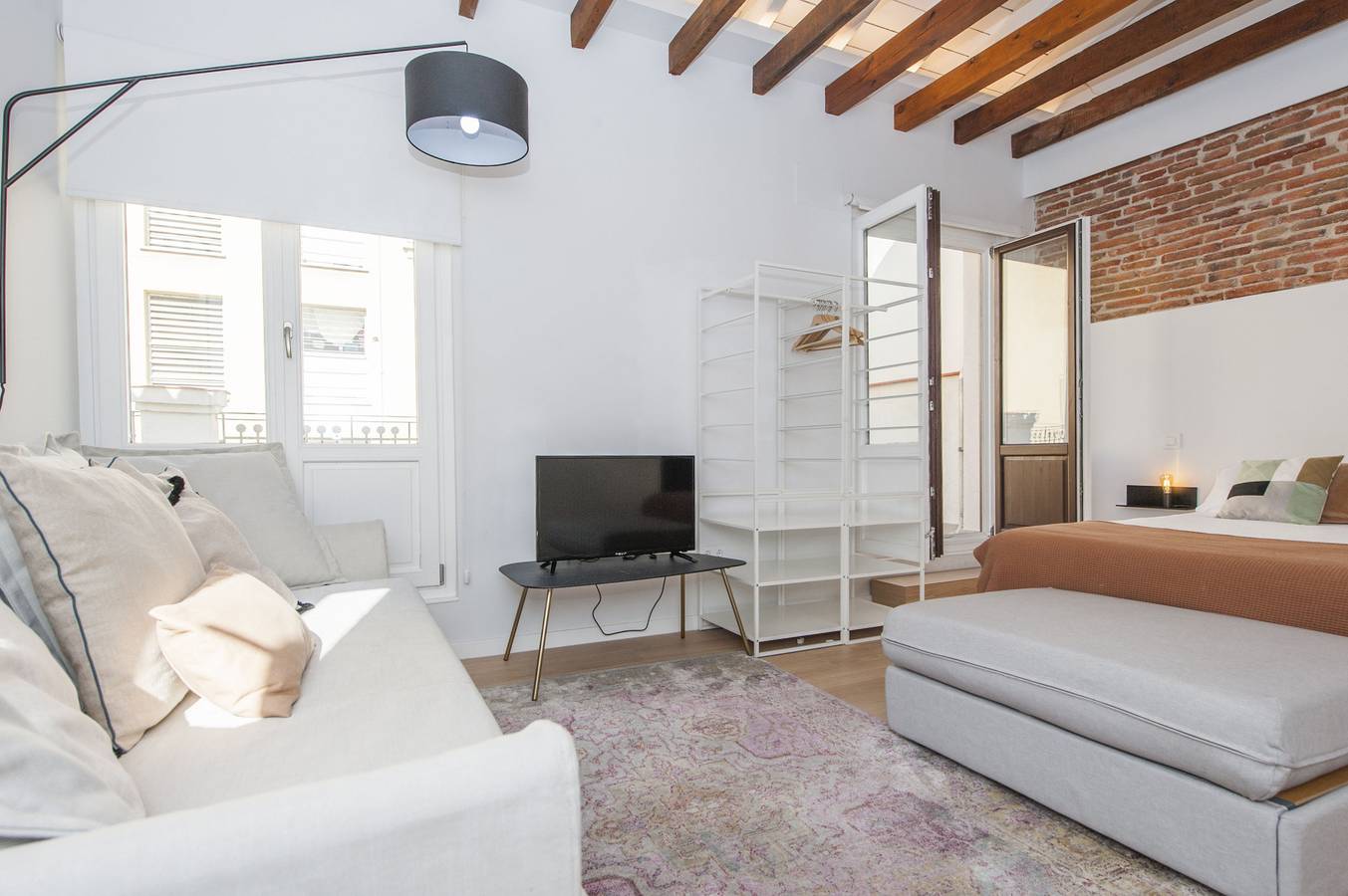 Estudio entero, C Latina 4 Dcha in Arganzuela, Madrid