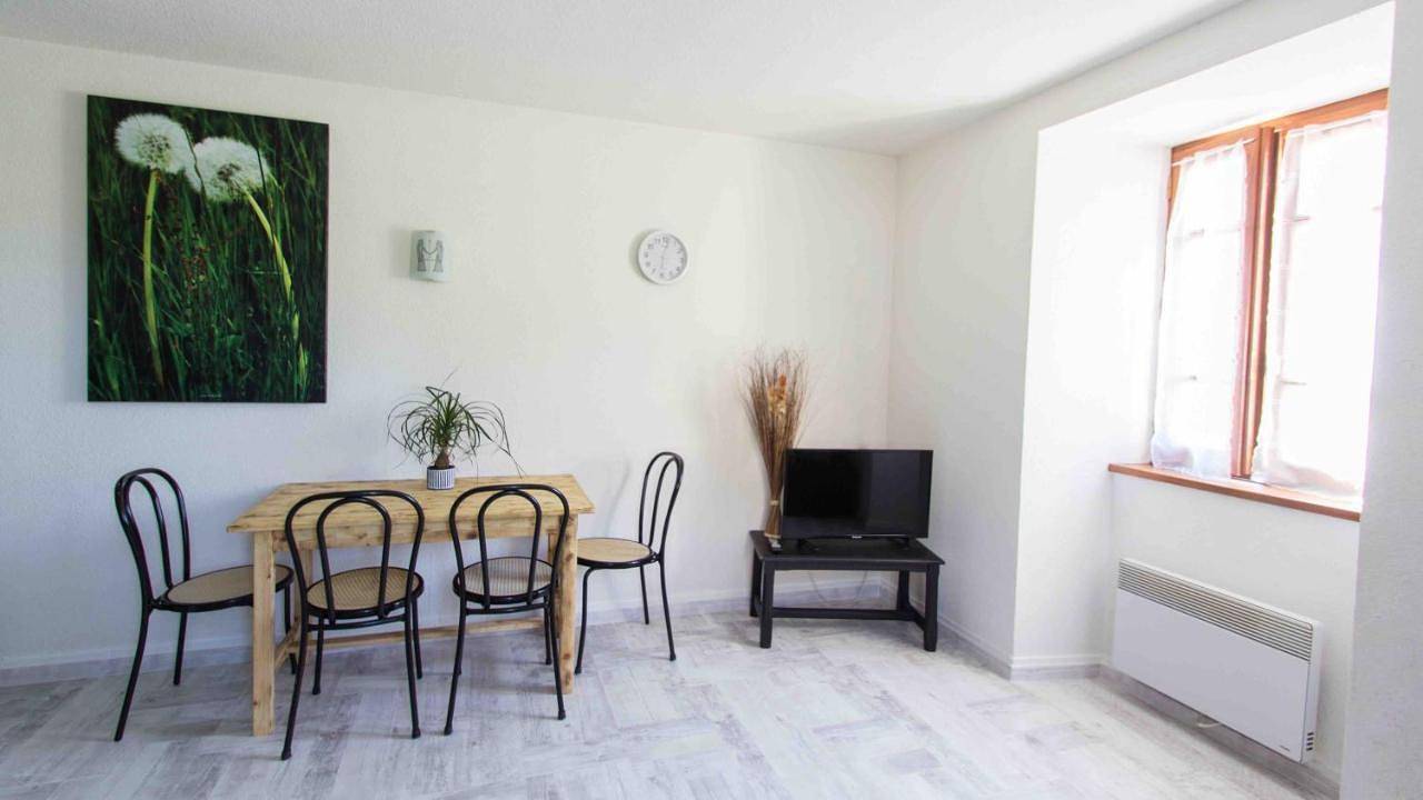 Studio (2 Adults) in Meyras, Parc naturel régional des Monts d'Ardèche