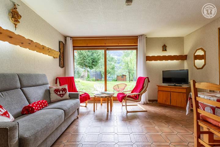 Gîte pour 4 personnes, avec terrasse et jardin à Bourg-Saint-Maurice - 2